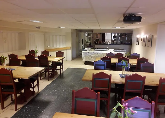 מוטל Ridderkroa Tresfjord